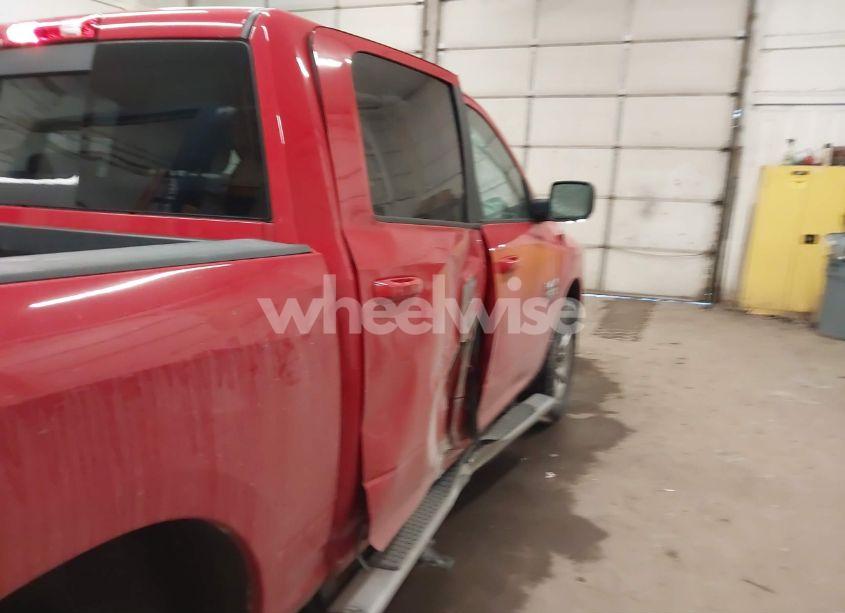 Photo 6 of 2019 Ram 1500 CLASSIC SLT 4X4 5'7 BOX (VIN 1C6RR7LG0KS634356)