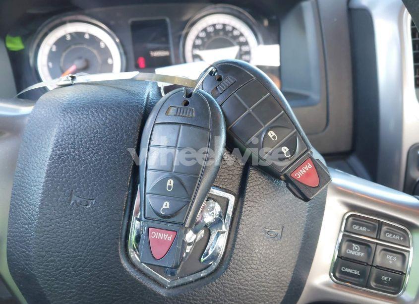 Photo 11 of 2021 Ram 1500 CLASSIC SLT 4X4 5'7 BOX (VIN 1C6RR7LG0MS532610)