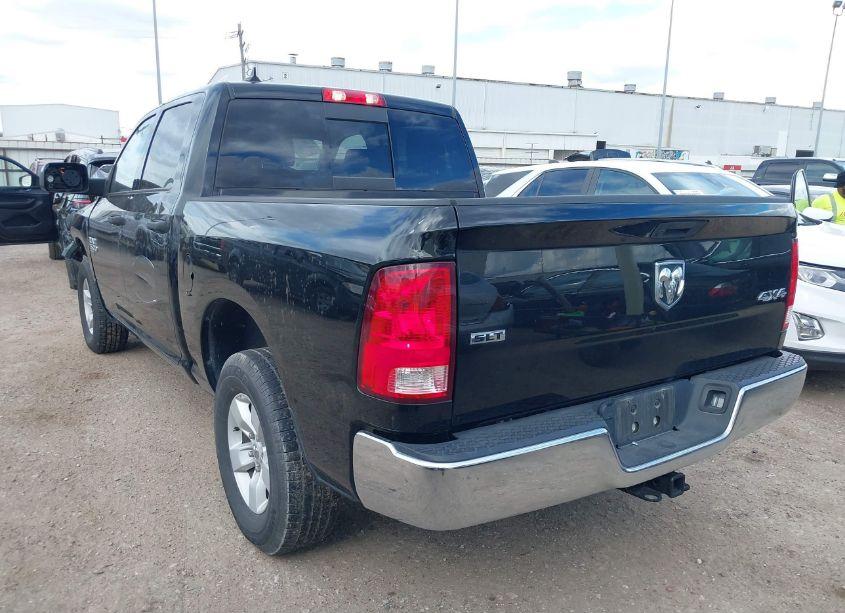 Photo 3 of 2023 Ram 1500 CLASSIC SLT 4X4 5'7 BOX (VIN 1C6RR7LG0PS516864)