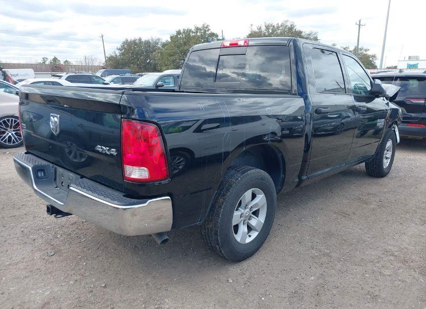 Photo 4 of 2023 Ram 1500 CLASSIC SLT 4X4 5'7 BOX (VIN 1C6RR7LG0PS516864)