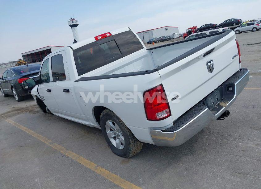 Photo 3 of 2023 Ram 1500 CLASSIC SLT 4X4 5'7 BOX (VIN 1C6RR7LG0PS517061)