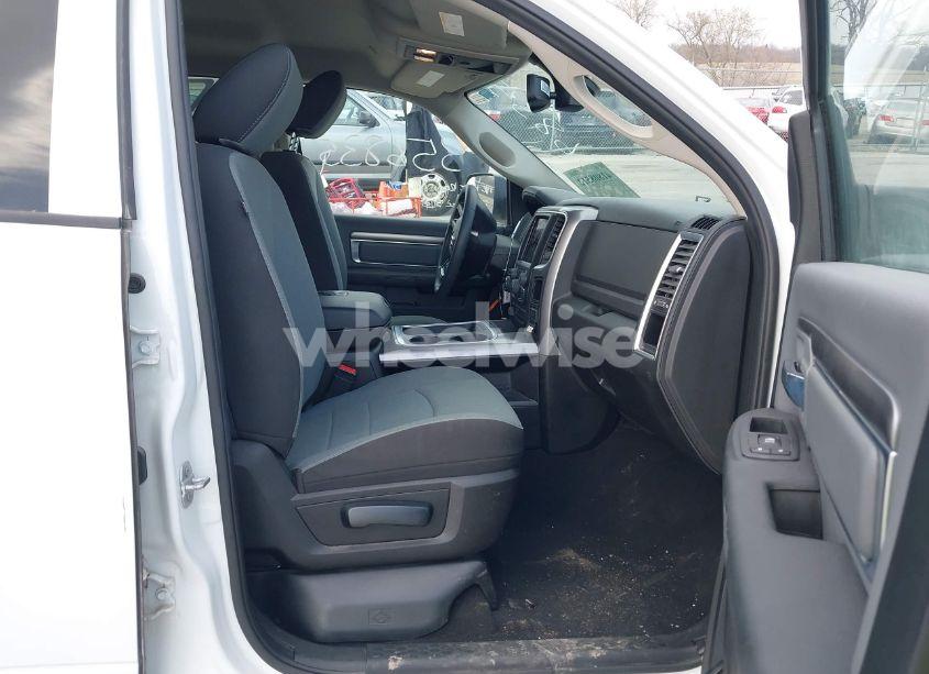 Photo 5 of 2023 Ram 1500 CLASSIC SLT 4X4 5'7 BOX (VIN 1C6RR7LG0PS517061)