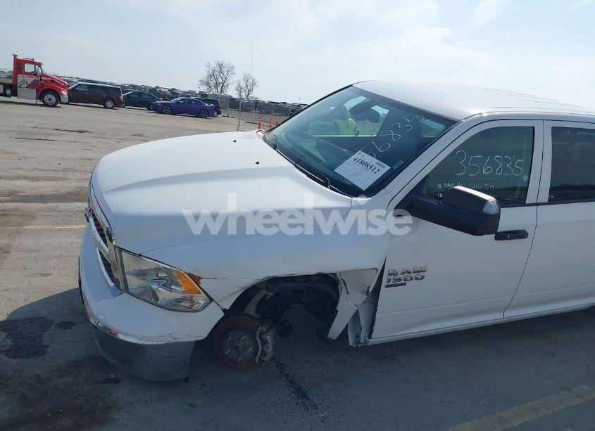 Photo 6 of 2023 Ram 1500 CLASSIC SLT 4X4 5'7 BOX (VIN 1C6RR7LG0PS517061)