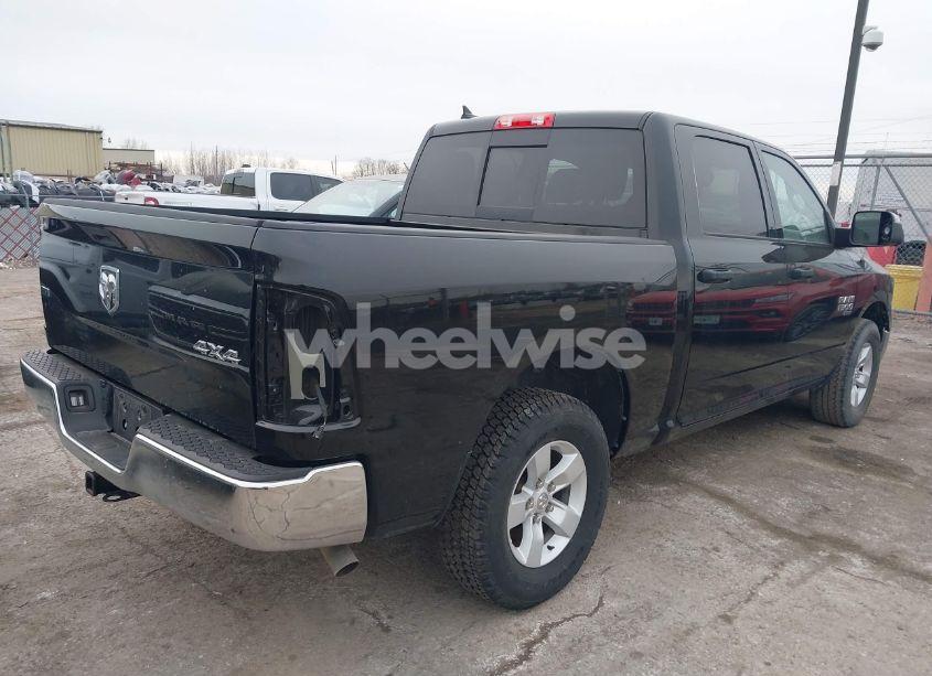 Photo 4 of 2023 Ram 1500 CLASSIC SLT 4X4 5'7 BOX (VIN 1C6RR7LG0PS518999)