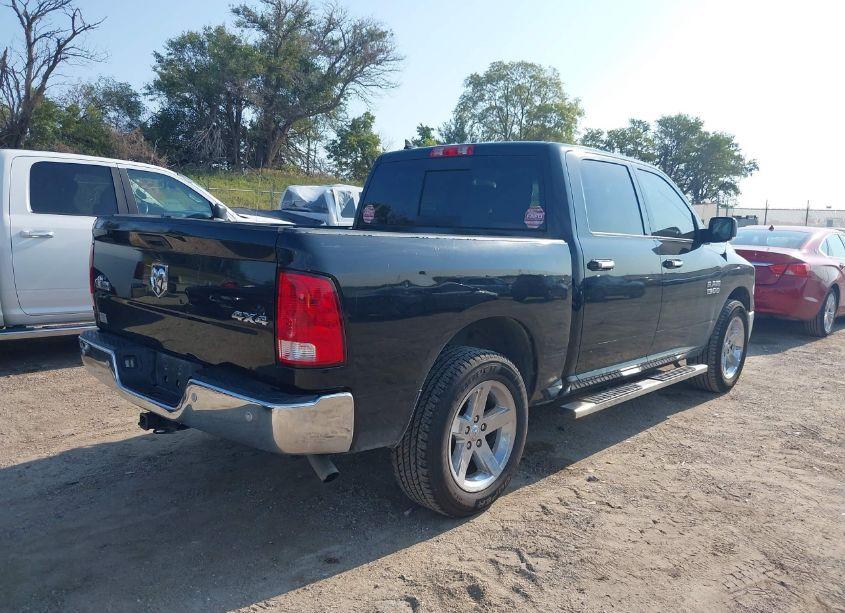 Photo 4 of 2017 Ram 1500 BIG HORN 4X4 5'7 BOX (VIN 1C6RR7LG1HS641325)