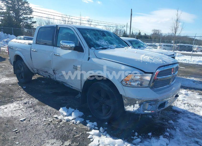 2018 Ram 1500 HARVEST 4X4 5'7 BOX (VIN 1C6RR7LG1JS113662) main photo