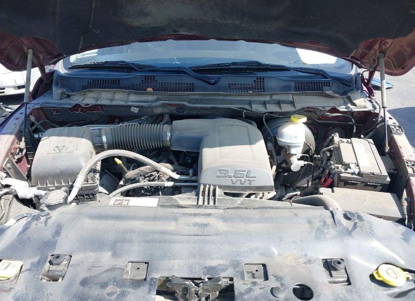 Photo 10 of 2021 Ram 1500 CLASSIC SLT 4X4 5'7 BOX (VIN 1C6RR7LG1MS536066)