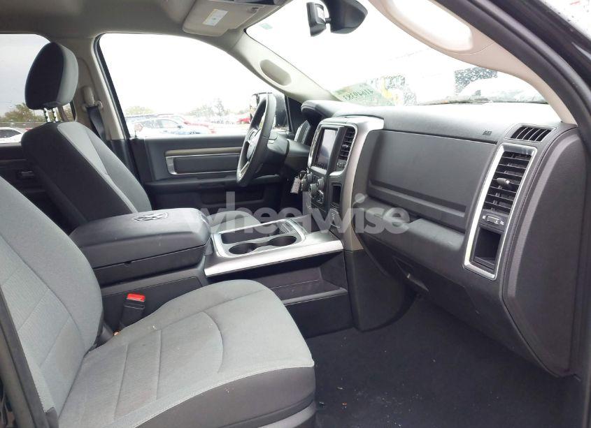 Photo 5 of 2023 Ram 1500 CLASSIC SLT 4X4 5'7 BOX (VIN 1C6RR7LG1PS516808)