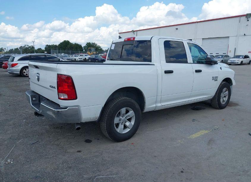 Photo 4 of 2023 Ram 1500 CLASSIC SLT 4X4 5'7 BOX (VIN 1C6RR7LG1PS566205)