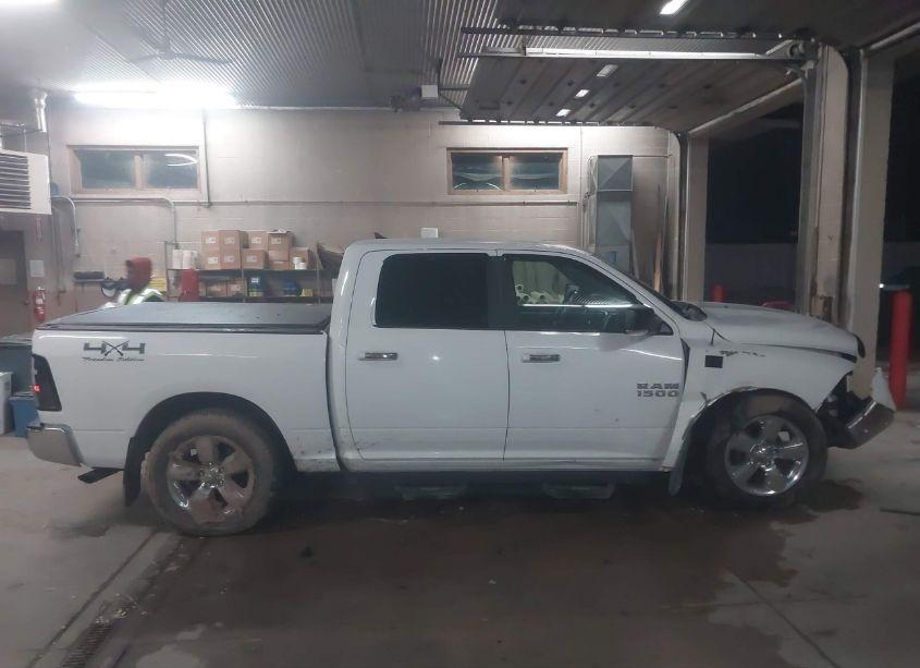 Photo 13 of 2016 Ram 1500 BIG HORN (VIN 1C6RR7LG2GS173684)