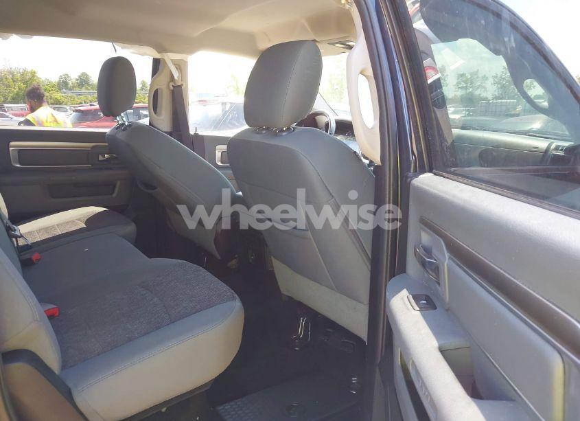 Photo 8 of 2016 Ram 1500 OUTDOORSMAN (VIN 1C6RR7LG2GS232085)