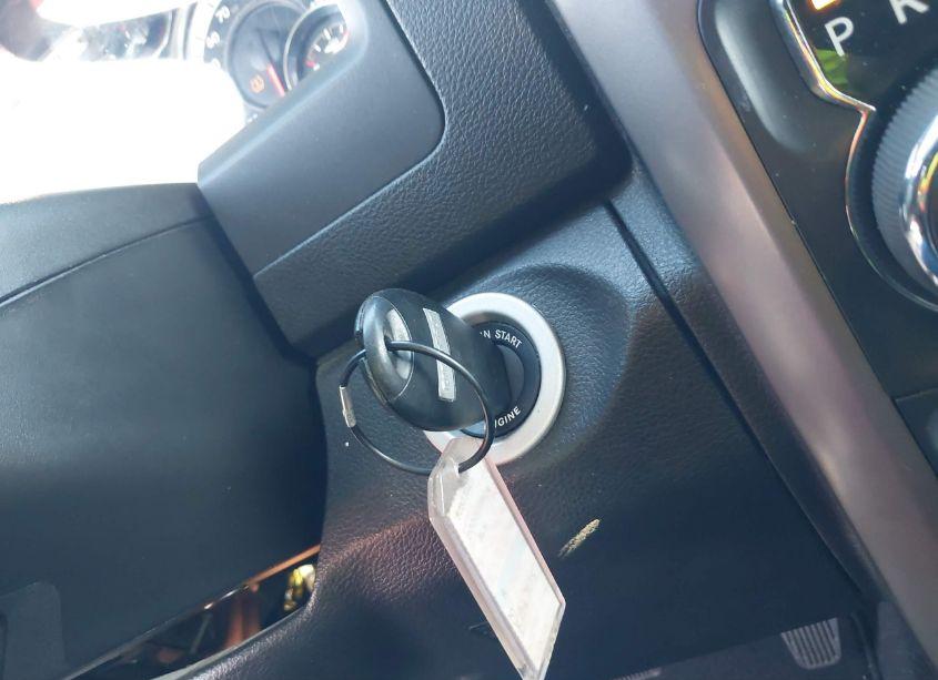 Photo 11 of 2022 Ram 1500 CLASSIC SLT 4X4 5'7 BOX (VIN 1C6RR7LG2NS209483)