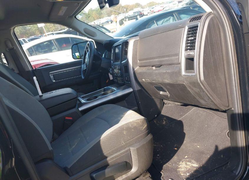 Photo 5 of 2022 Ram 1500 CLASSIC SLT 4X4 5'7 BOX (VIN 1C6RR7LG2NS209483)