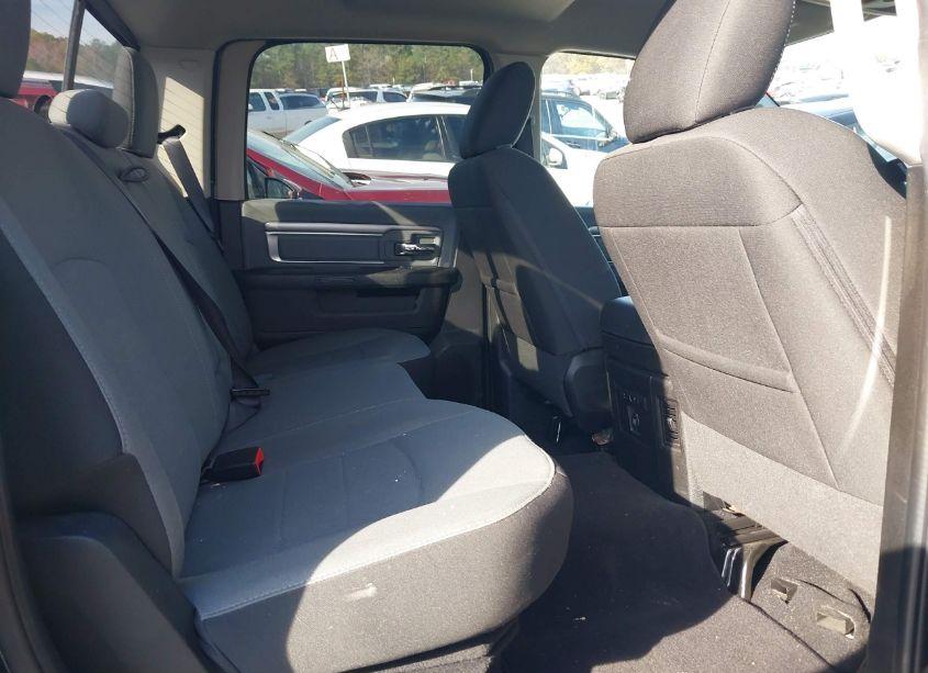 Photo 8 of 2022 Ram 1500 CLASSIC SLT 4X4 5'7 BOX (VIN 1C6RR7LG2NS209483)