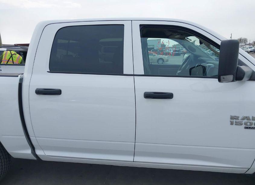 Photo 13 of 2023 Ram 1500 CLASSIC (VIN 1C6RR7LG3PS516843)