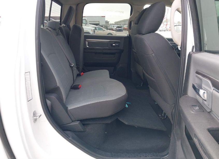 Photo 8 of 2023 Ram 1500 CLASSIC (VIN 1C6RR7LG3PS516843)