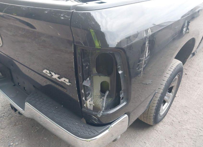 Photo 20 of 2023 Ram 1500 CLASSIC SLT 4X4 5'7 BOX (VIN 1C6RR7LG3PS519077)