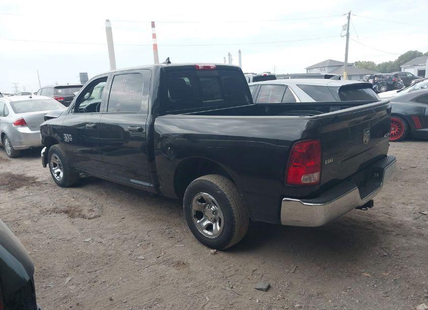 Photo 3 of 2023 Ram 1500 CLASSIC SLT 4X4 5'7 BOX (VIN 1C6RR7LG3PS519077)