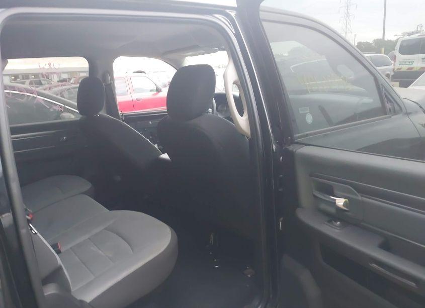 Photo 8 of 2023 Ram 1500 CLASSIC SLT 4X4 5'7 BOX (VIN 1C6RR7LG3PS519077)