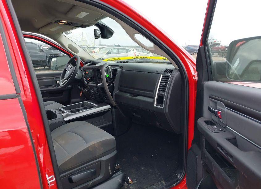 Photo 5 of 2023 Ram 1500 CLASSIC SLT 4X4 5'7 BOX (VIN 1C6RR7LG3PS536834)