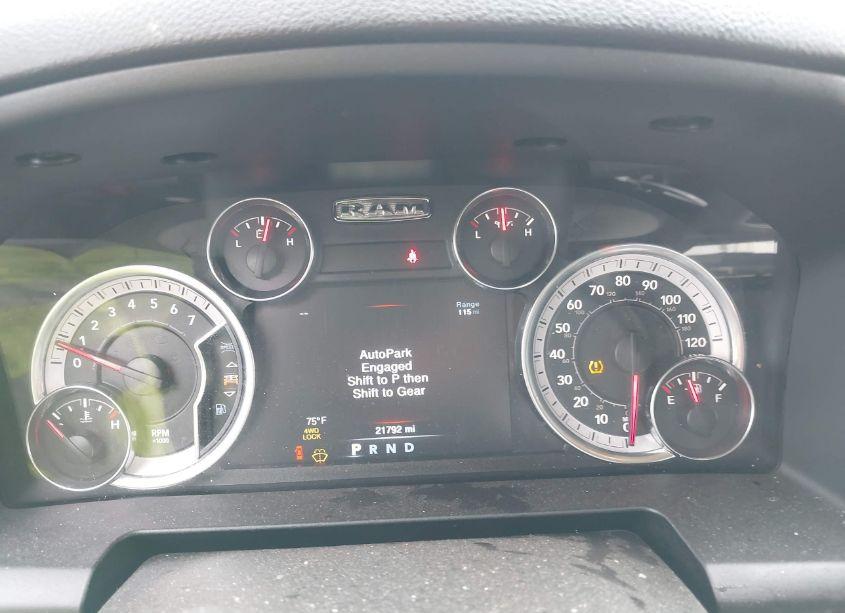 Photo 7 of 2023 Ram 1500 CLASSIC SLT 4X4 5'7 BOX (VIN 1C6RR7LG3PS536834)