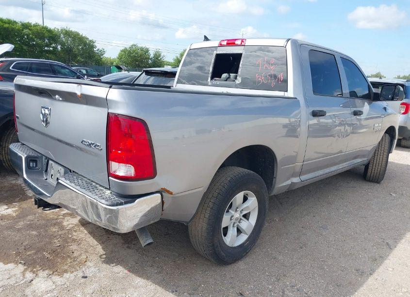 Photo 4 of 2023 Ram 1500 CLASSIC SLT 4X4 5'7 BOX (VIN 1C6RR7LG3PS537000)