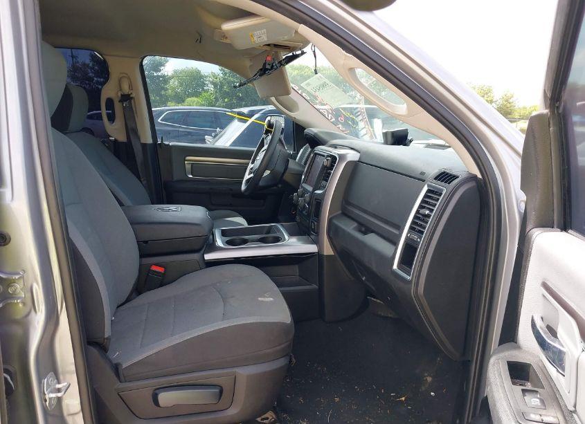 Photo 5 of 2023 Ram 1500 CLASSIC SLT 4X4 5'7 BOX (VIN 1C6RR7LG3PS537000)