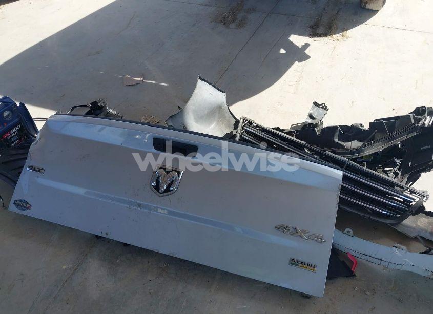 Photo 12 of 2019 Ram 1500 CLASSIC (VIN 1C6RR7LG4KS592726)