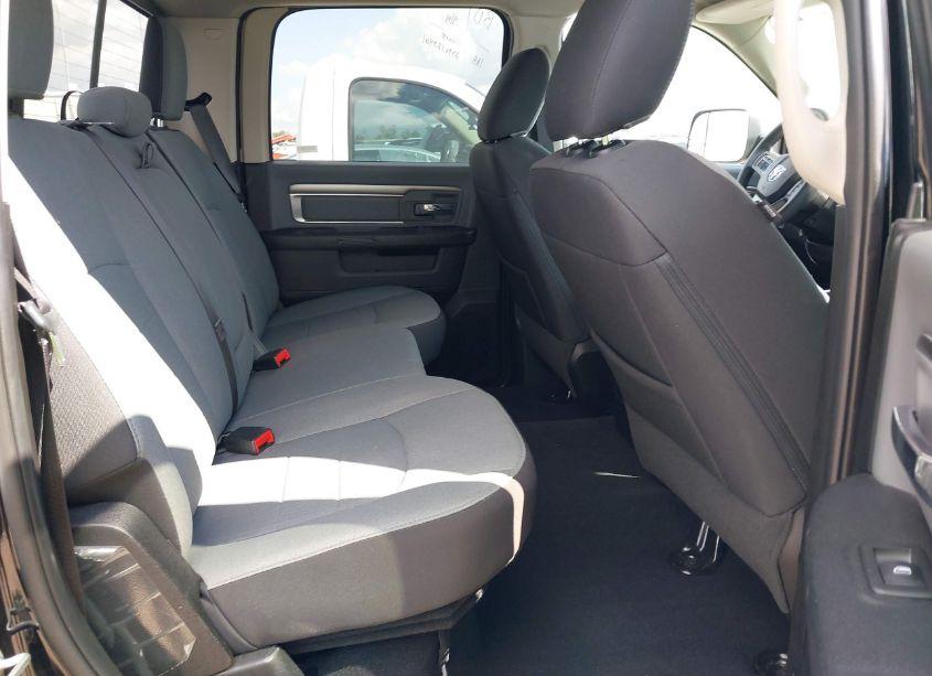 Photo 8 of 2023 Ram 1500 CLASSIC SLT 4X4 5'7" BOX (VIN 1C6RR7LG4PS518990)