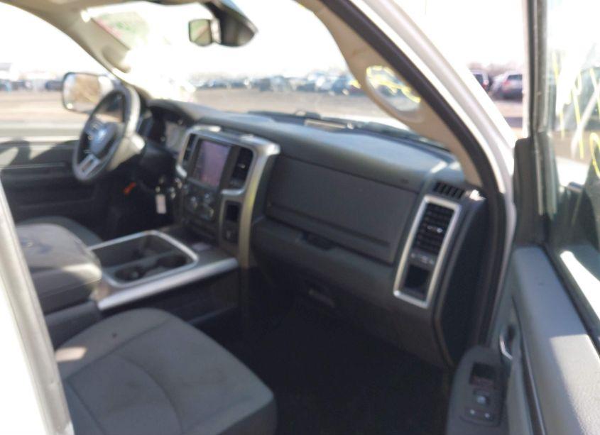 Photo 5 of 2023 Ram 1500 CLASSIC SLT 4X4 5'7 BOX (VIN 1C6RR7LG4PS526796)