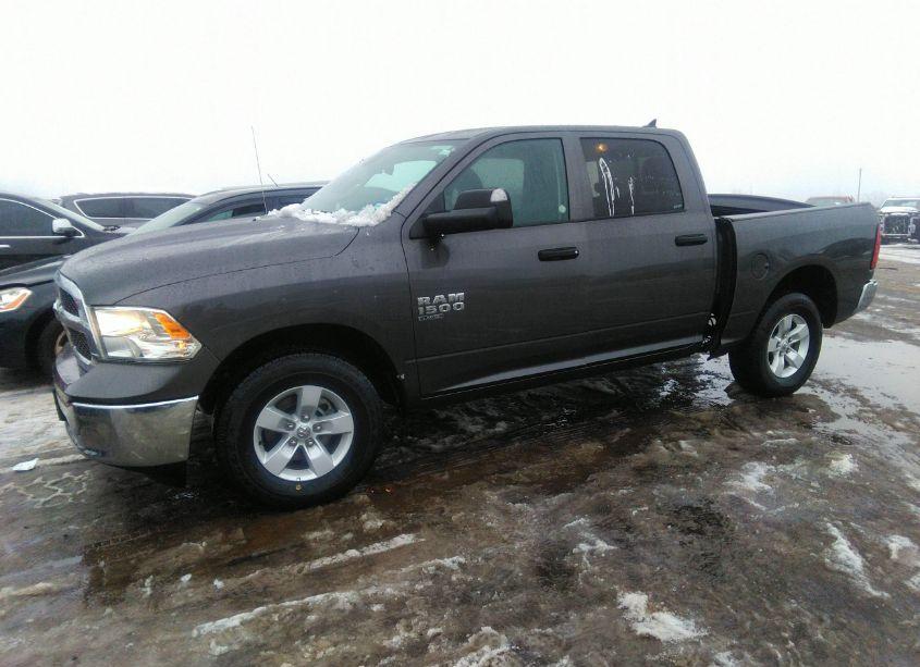 Photo 2 of 2023 Ram 1500 CLASSIC SLT 4X4 5'7 BOX (VIN 1C6RR7LG4PS563251)