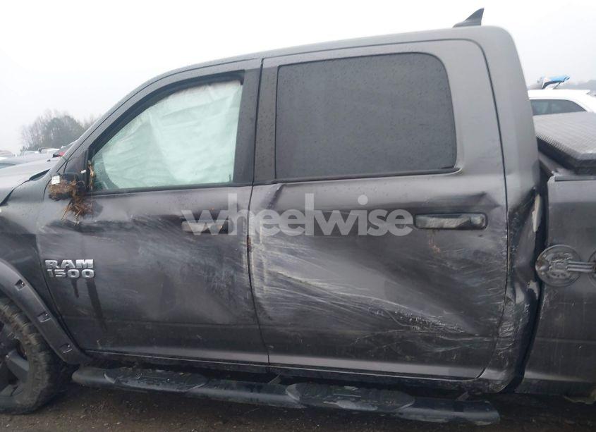 Photo 15 of 2016 Ram 1500 OUTDOORSMAN (VIN 1C6RR7LG6GS273741)