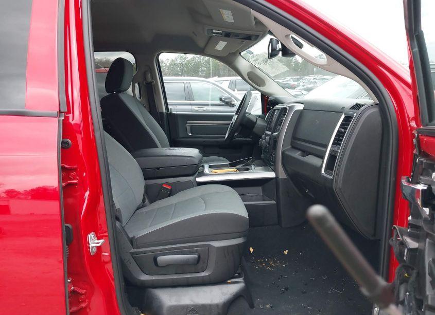 Photo 5 of 2023 Ram 1500 CLASSIC SLT 4X4 5'7 BOX (VIN 1C6RR7LG6PS516979)