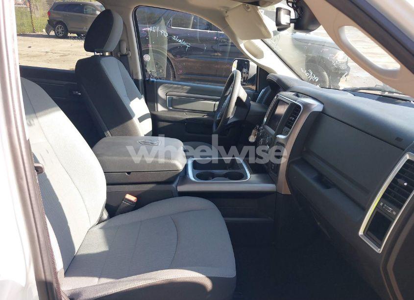 Photo 5 of 2023 Ram 1500 CLASSIC SLT 4X4 5'7 BOX (VIN 1C6RR7LG6PS517100)