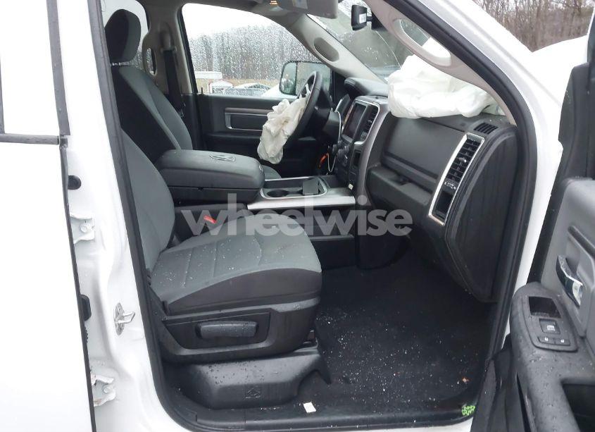 Photo 5 of 2023 Ram 1500 CLASSIC SLT 4X4 5'7 BOX (VIN 1C6RR7LG6PS518926)