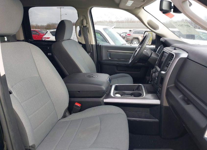 Photo 5 of 2023 Ram 1500 CLASSIC SLT 4X4 5'7 BOX (VIN 1C6RR7LG6PS518988)