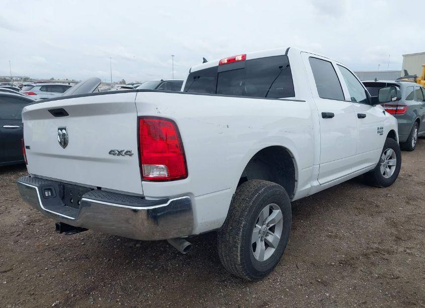 Photo 4 of 2023 Ram 1500 CLASSIC SLT 4X4 5'7 BOX (VIN 1C6RR7LG6PS527478)