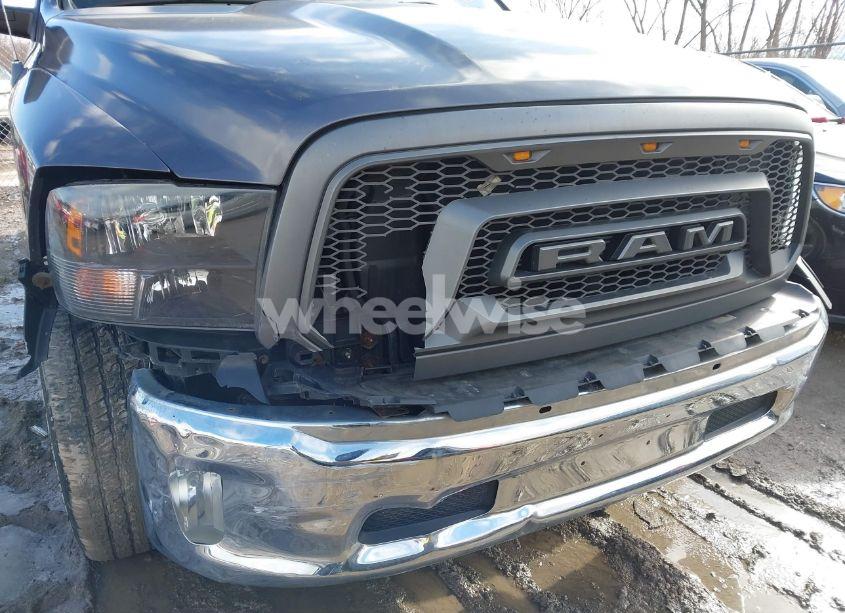 Photo 18 of 2015 Ram 1500 (VIN 1C6RR7LG7FS713383)