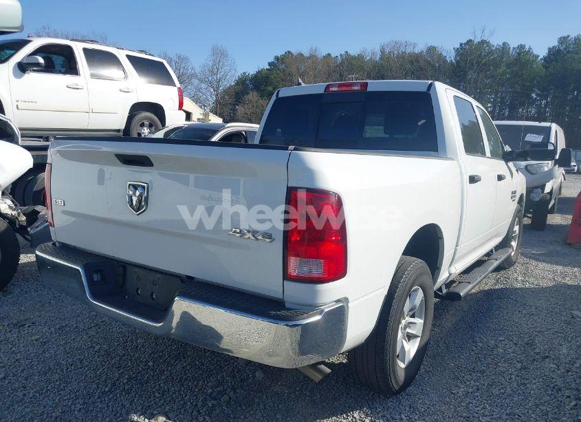 Photo 4 of 2022 Ram 1500 CLASSIC SLT 4X4 5'7 BOX (VIN 1C6RR7LG7NS209382)