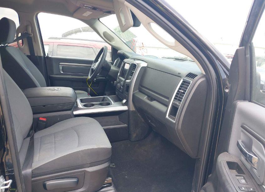 Photo 5 of 2022 Ram 1500 CLASSIC SLT 4X4 5'7 BOX (VIN 1C6RR7LG7NS209463)