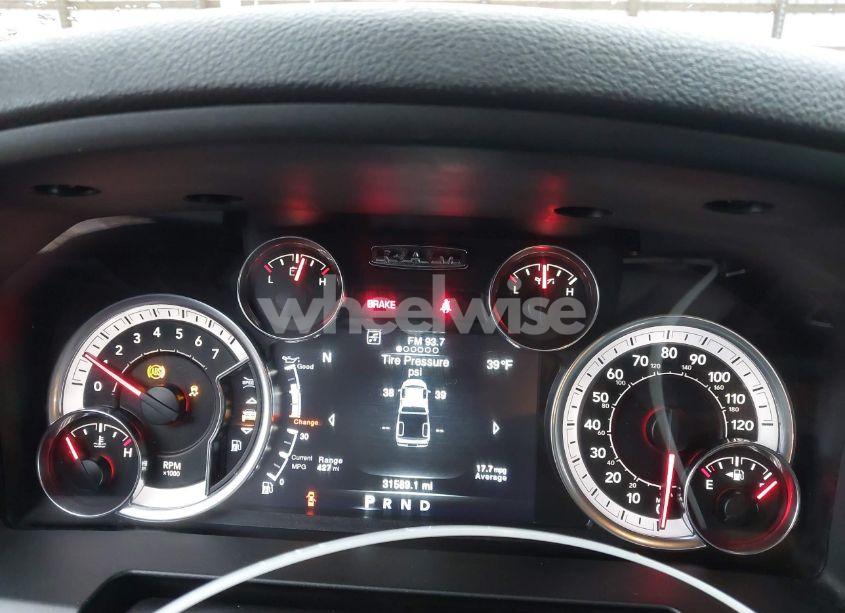 Photo 7 of 2023 Ram 1500 CLASSIC SLT 4X4 5'7 BOX (VIN 1C6RR7LG7PS565916)