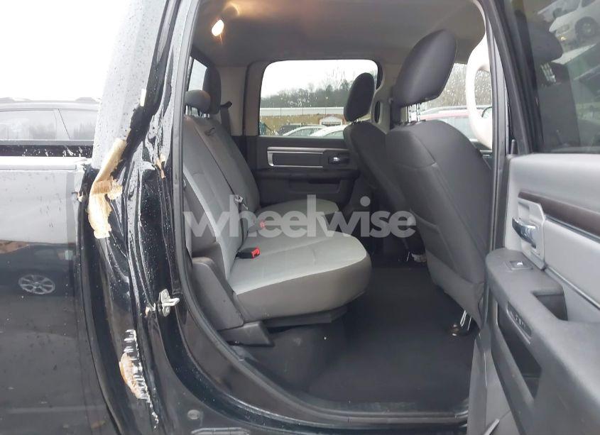 Photo 8 of 2023 Ram 1500 CLASSIC SLT 4X4 5'7 BOX (VIN 1C6RR7LG7PS565916)