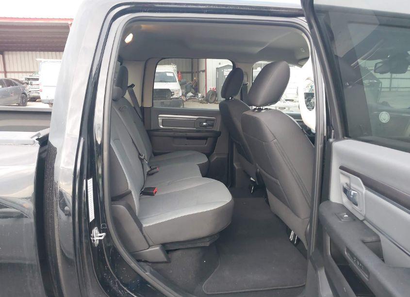 Photo 8 of 2022 Ram 1500 CLASSIC (VIN 1C6RR7LG8NS209276)