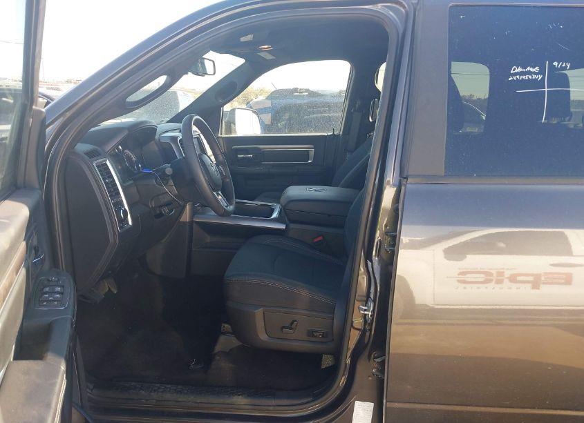 Photo 5 of 2023 Ram 1500 CLASSIC WARLOCK 4X4 5'7 BOX (VIN 1C6RR7LG8PS548199)