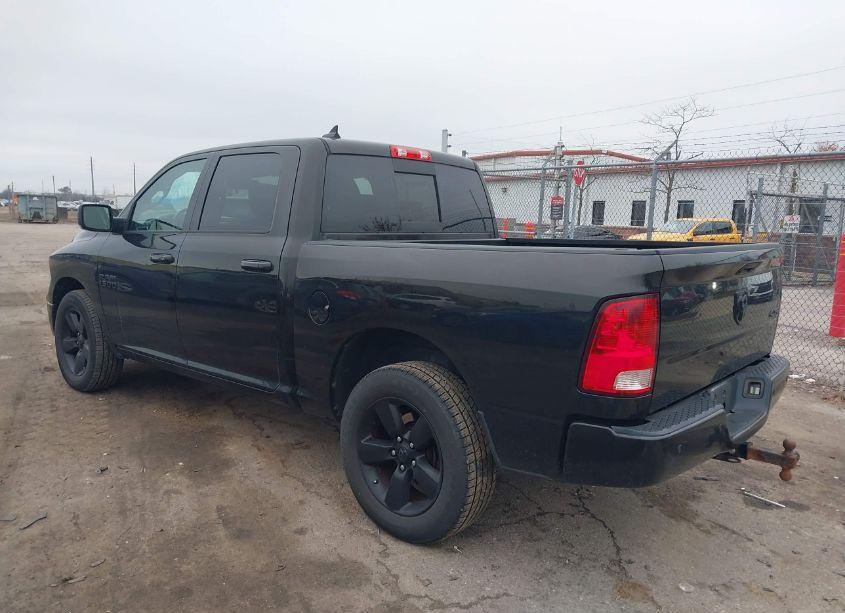 Photo 3 of 2018 Ram 1500 BIG HORN 4X4 5'7 BOX (VIN 1C6RR7LG9JS170532)