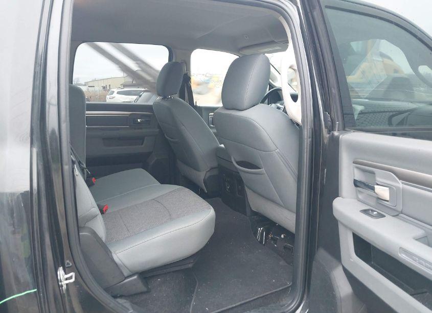 Photo 8 of 2018 Ram 1500 BIG HORN 4X4 5'7 BOX (VIN 1C6RR7LG9JS170532)