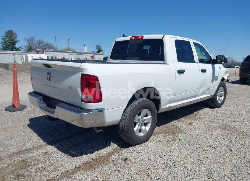 Photo 4 of 2023 Ram 1500 CLASSIC SLT 4X4 5'7 BOX (VIN 1C6RR7LG9PS516815)