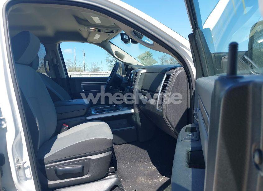 Photo 5 of 2023 Ram 1500 CLASSIC SLT 4X4 5'7 BOX (VIN 1C6RR7LG9PS516815)