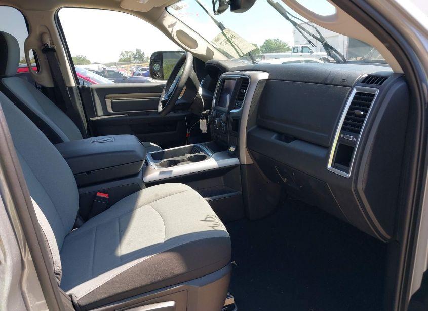 Photo 5 of 2023 Ram 1500 CLASSIC SLT 4X4 5'7 BOX (VIN 1C6RR7LG9PS575248)