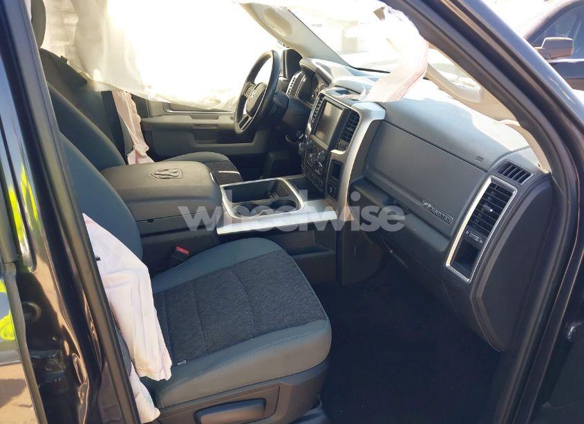 Photo 5 of 2017 Ram 1500 BIG HORN 4X4 5'7 BOX (VIN 1C6RR7LGXHS611319)